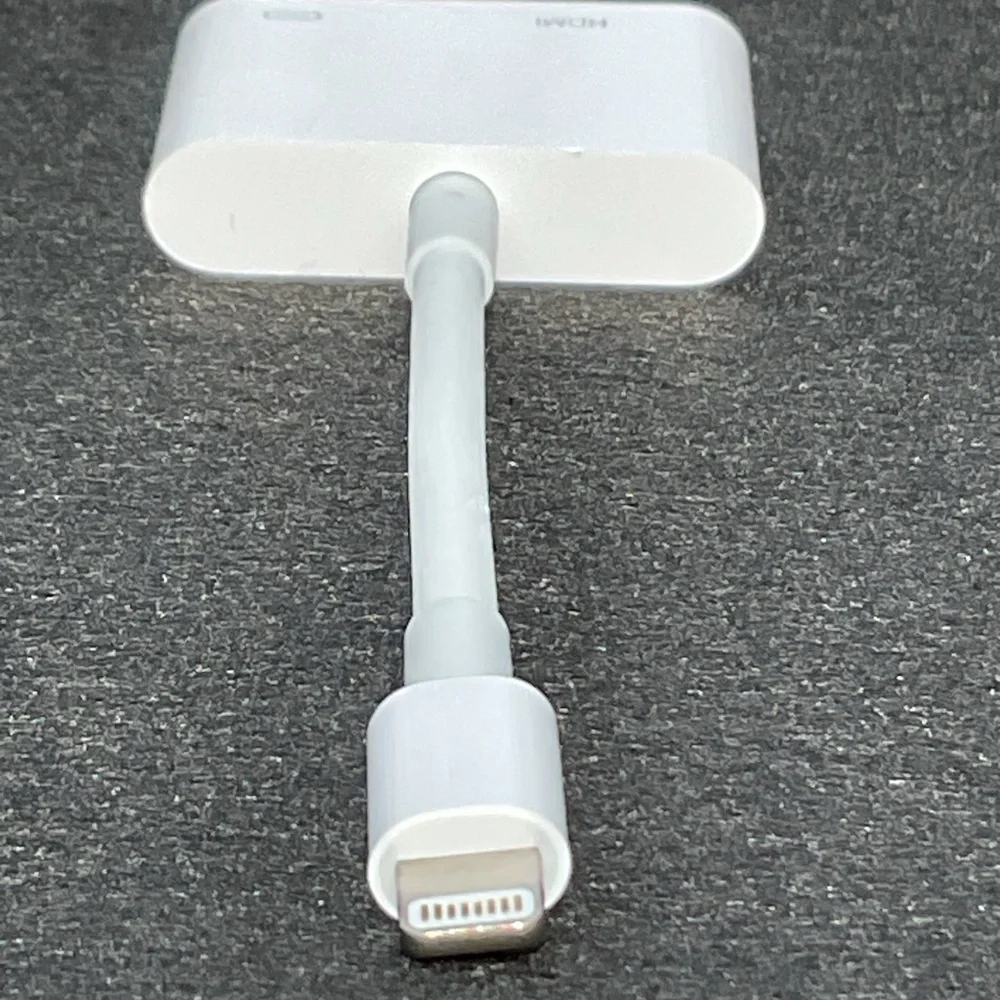 Apple Lightning to HDMI Digital AV Adapter OEM iPhone iPad Display Cable Genuine
